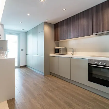 Aqua 6 1a Apartment *